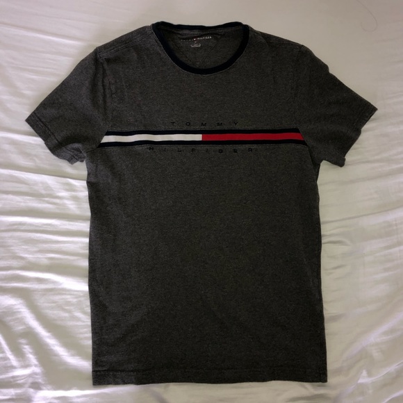 Men’s Tommy Hilfiger Logo Short Sleeve Tee - Picture 2 of 3